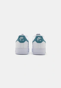 Фото № 3 с приближением к товару «‎AIR FORCE 1 07»