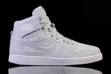 Nike Air Jordan 1 Retro KO OG Pure Platinum  - 2