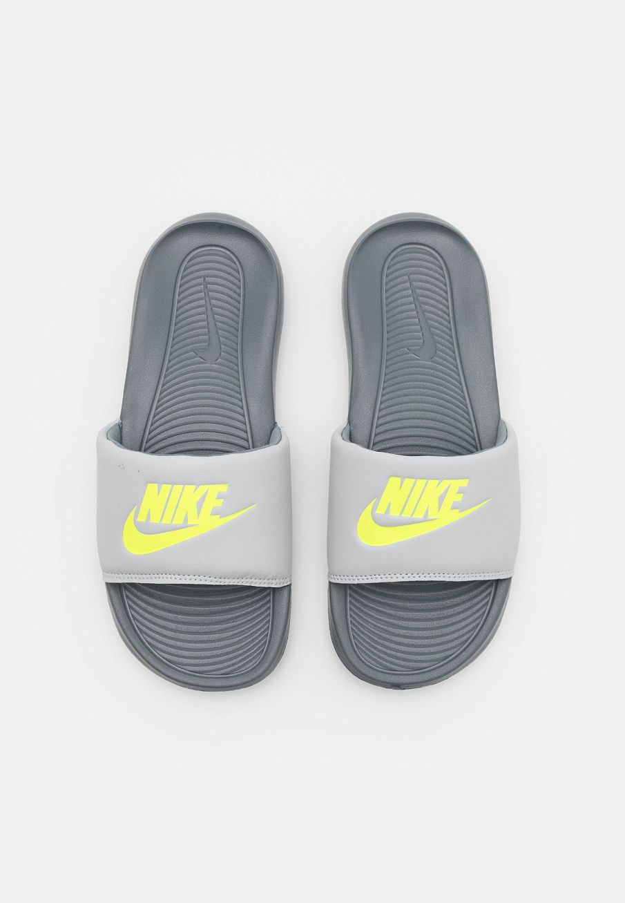 Фото № 4 с приближением к товару «‎Nike Victori One Slide»