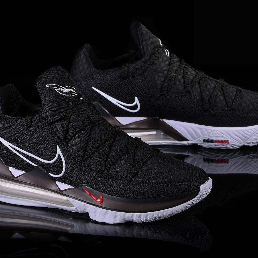 Фото № 3 с приближением к товару «‎Nike Lebron 17 »