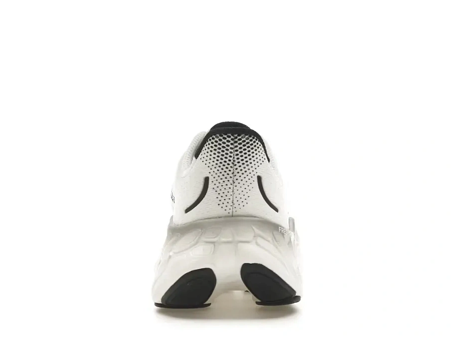 Фото № 4 с приближением к товару «‎New Balance Fresh Foam X More v4»