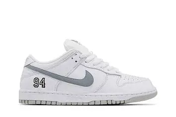 Supreme x Nike Dunk Low SB White Metallic Silver - 2
