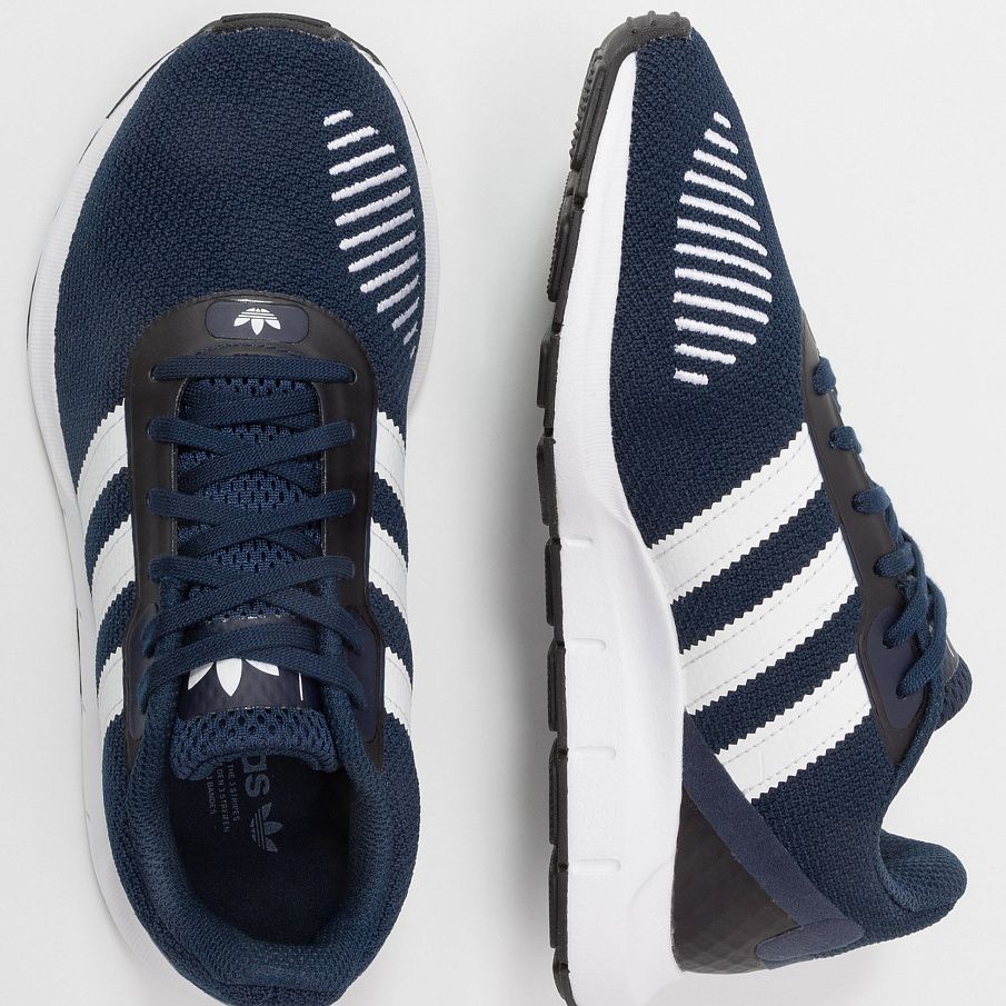 Фото № 1 с приближением к товару «‎Adidas Swift »