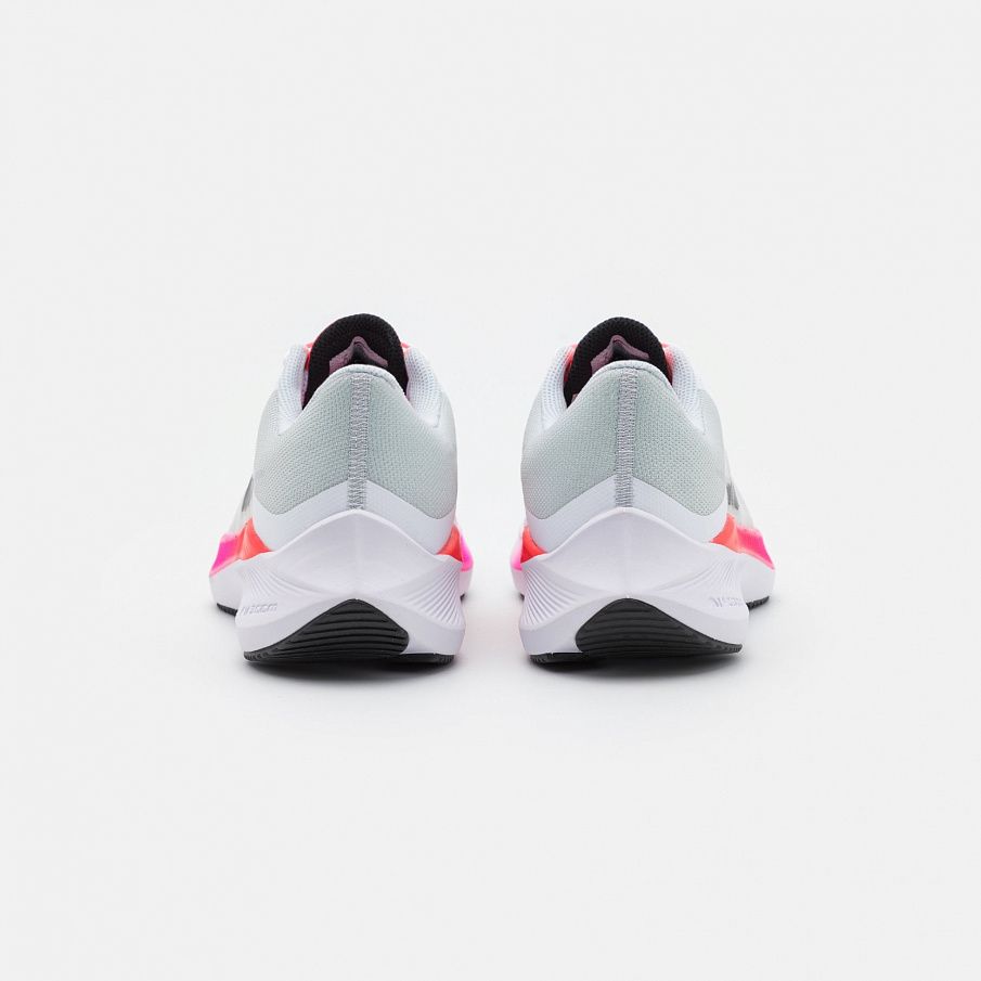 Фото № 3 с приближением к товару «‎Nike Winflo 8»