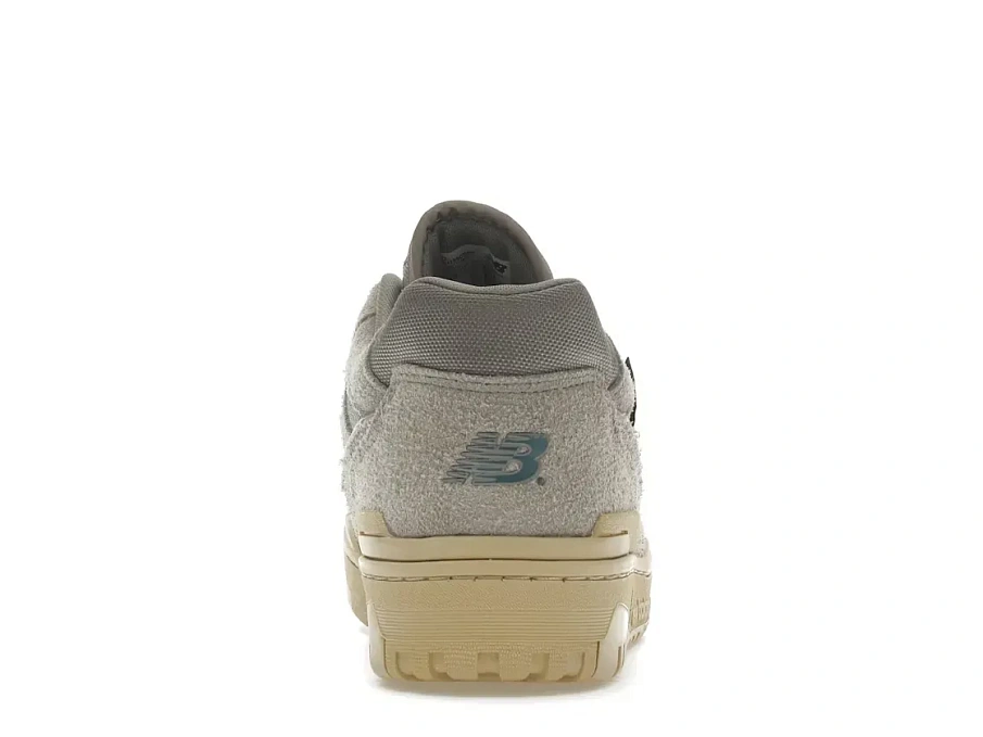 Фото № 4 с приближением к товару «‎New Balance 550»