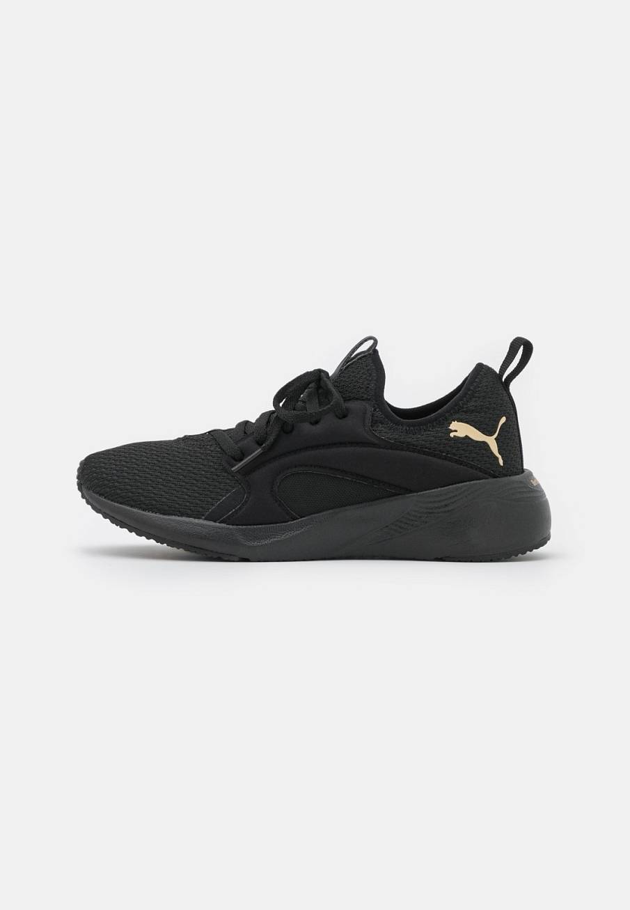 Фото № 1 с приближением к товару «‎Puma Better Foam Adore Q3 Shine»