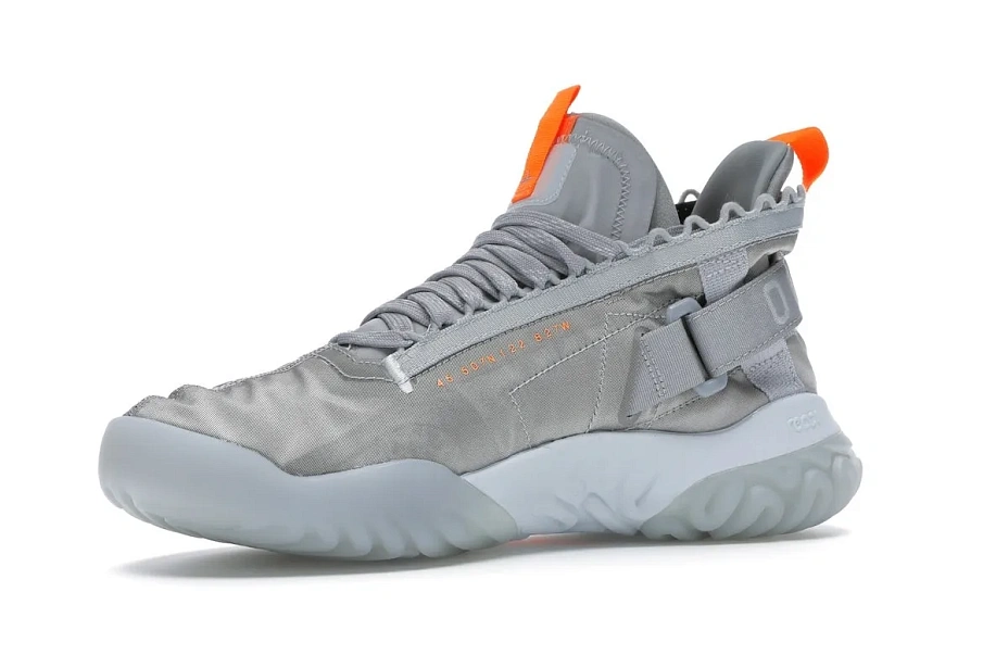 Фото № 2 с приближением к товару «‎Jordan Proto React Wolf Grey Total Orange»