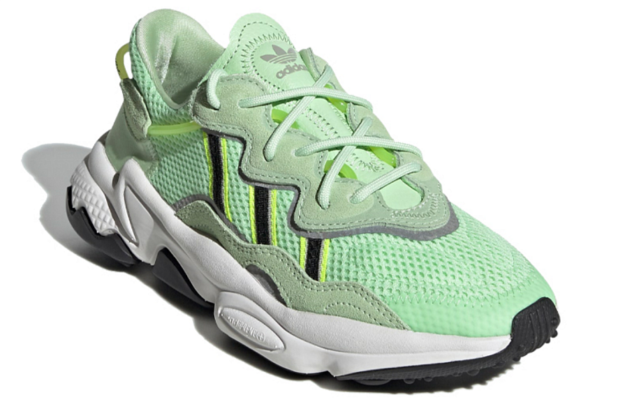 Фото № 3 с приближением к товару «‎adidas originals Ozweego J»