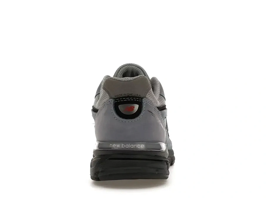 Фото № 4 с приближением к товару «‎New Balance 990v4»