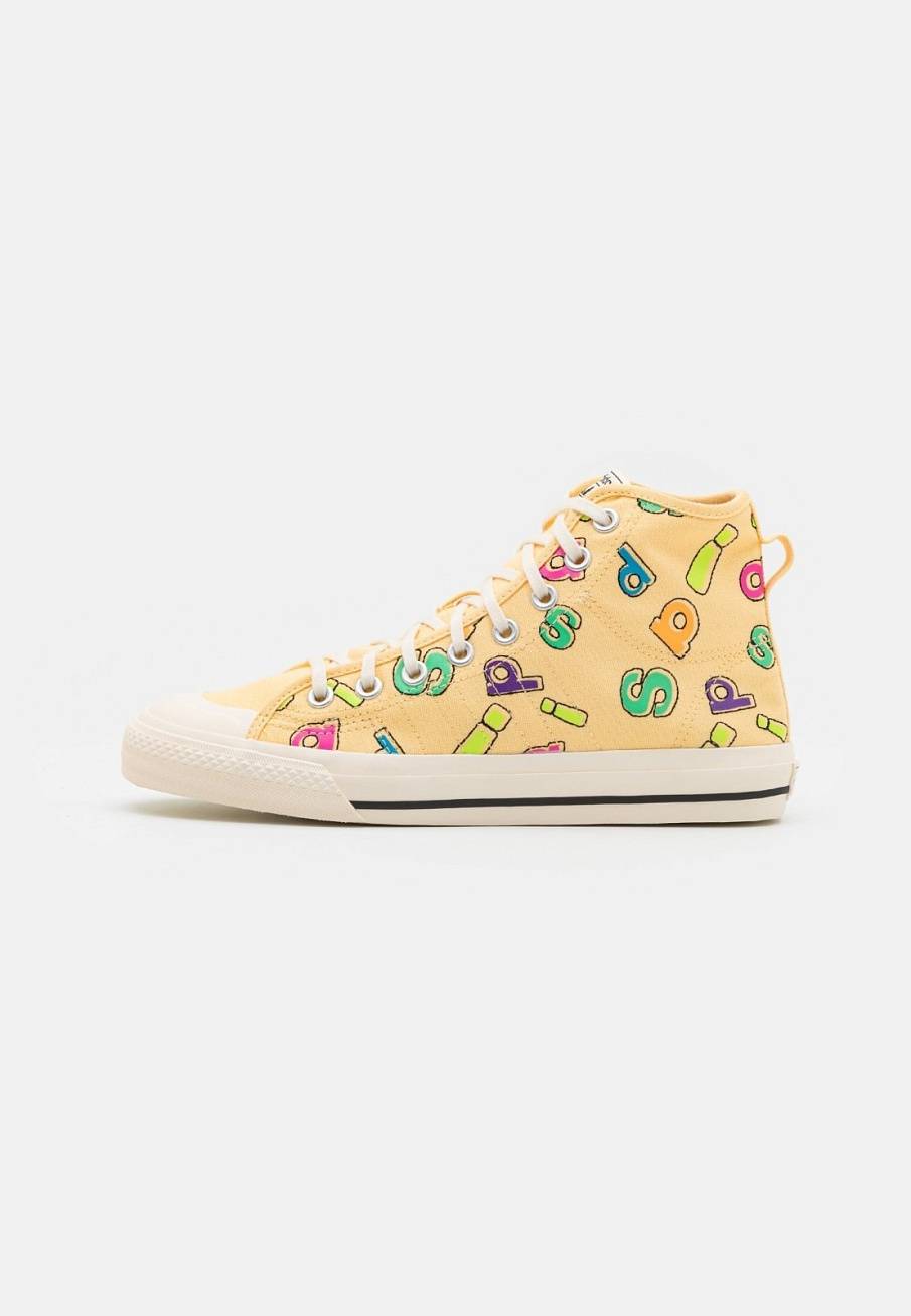Фото № 1 с приближением к товару «‎Adidas Nizza »