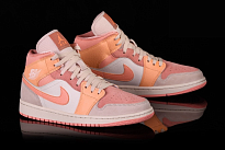 Фото № 3 с приближением к товару «‎Nike Air Jordan 1 Retro SE Wmns Apricot»