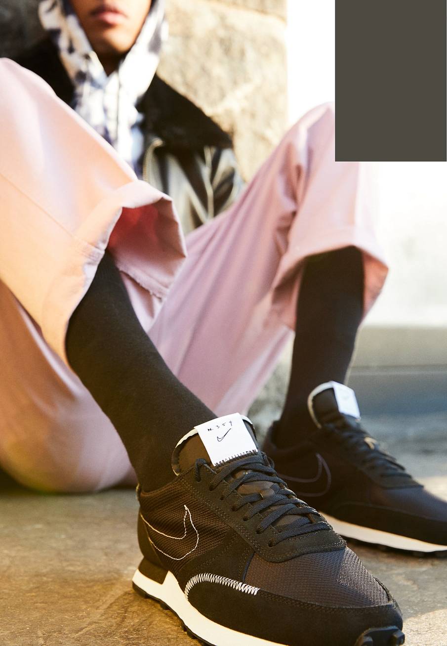 Фото № 3 с приближением к товару «‎Nike Dbreak-Type »