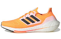 Фото № 1 с приближением к товару «‎adidas Ultra Boost 22 Running Shoes»