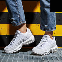 Фото № 2 с приближением к товару «‎Nike Air Max 95 'Triple White'»