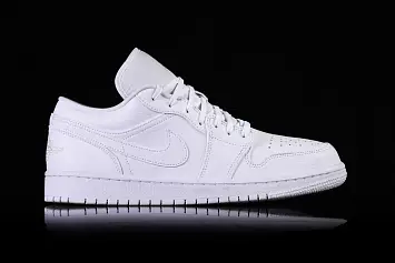 Nike Air Jordan 1 Retro Triple  - 1