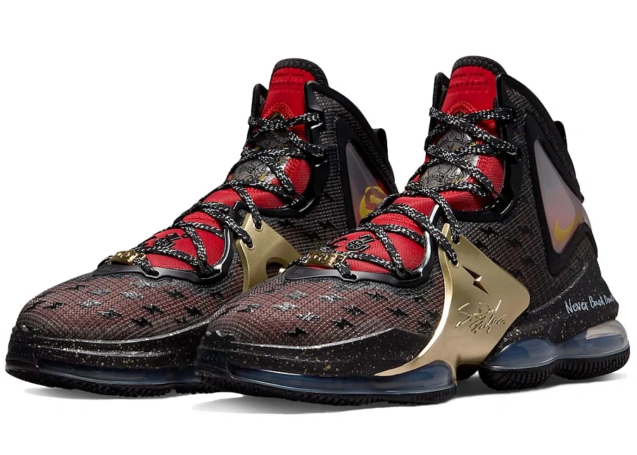 Фото № 1 с приближением к товару «‎Nike LeBron 19 Doernbecher Sam David»