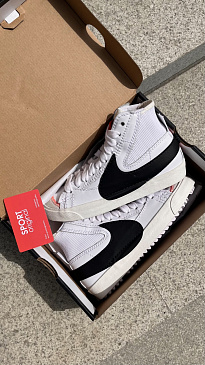 Фото № 2 с приближением к товару «‎Blazer Mid '77 Jumbo»