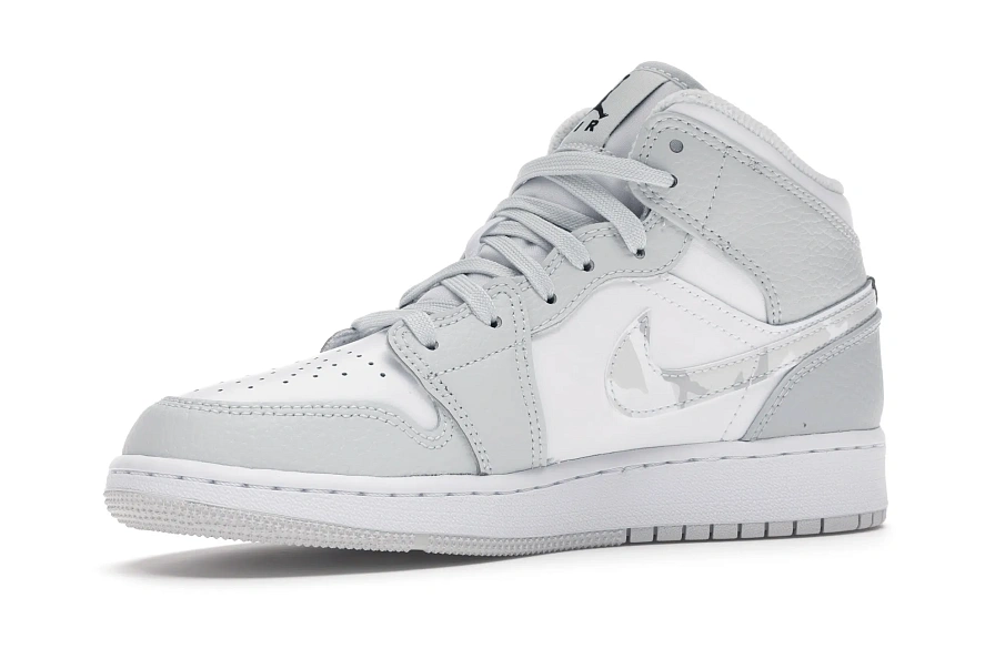Фото № 3 с приближением к товару «‎Jordan 1 Mid Grey Camo »