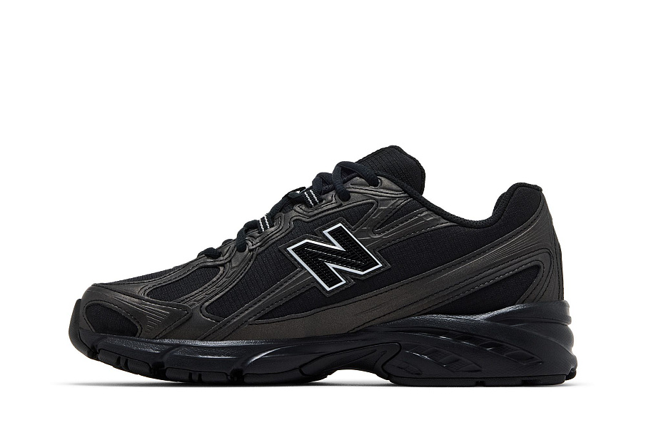 Фото № 4 с приближением к товару «‎New Balance 740 Black»