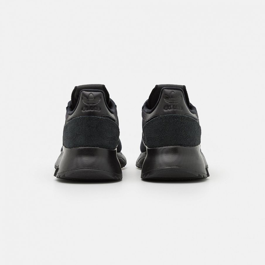 Фото № 3 с приближением к товару «‎Adidas Retropy F2 »
