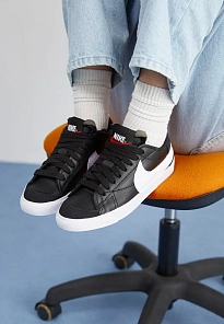 Фото № 2 с приближением к товару «‎BLAZER LOW '77 JUMBO»
