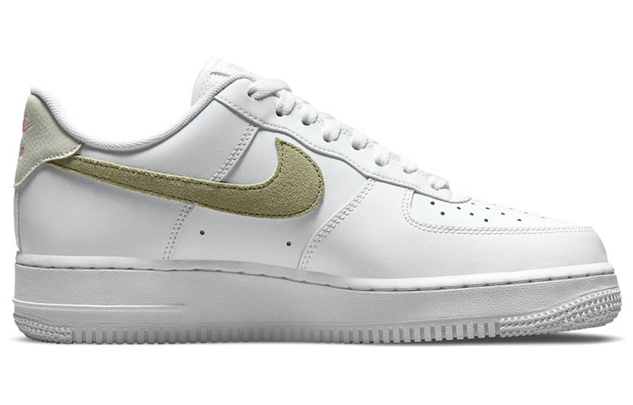 Фото № 2 с приближением к товару «‎Nike Air Force 1 Low "Olive Suede Swooshes" WhiteGreen»