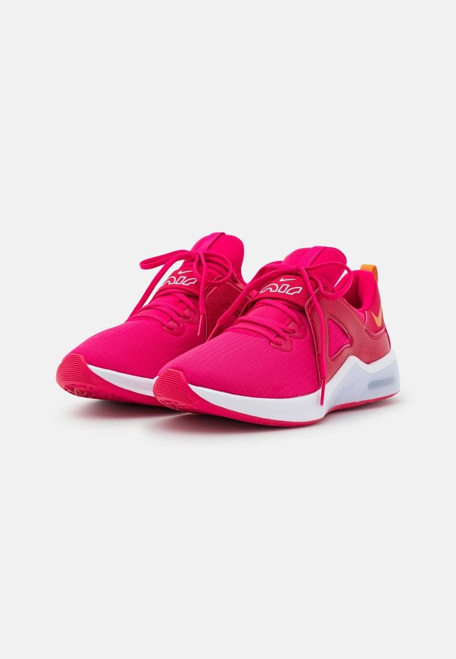 Фото № 1 с приближением к товару «‎Nike Air Max Bella Tr 5»