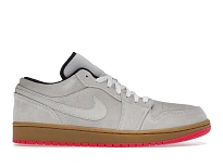 Фото № 1 с приближением к товару «‎Jordan 1 Low White Gum Hyper Pink»