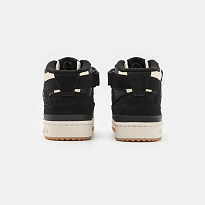 Фото № 3 с приближением к товару «‎Adidas Forum »