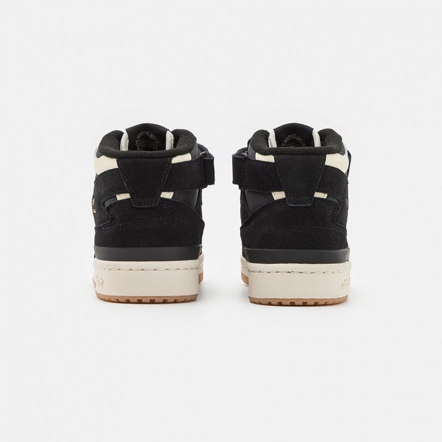 Фото № 3 с приближением к товару «‎Adidas Forum »