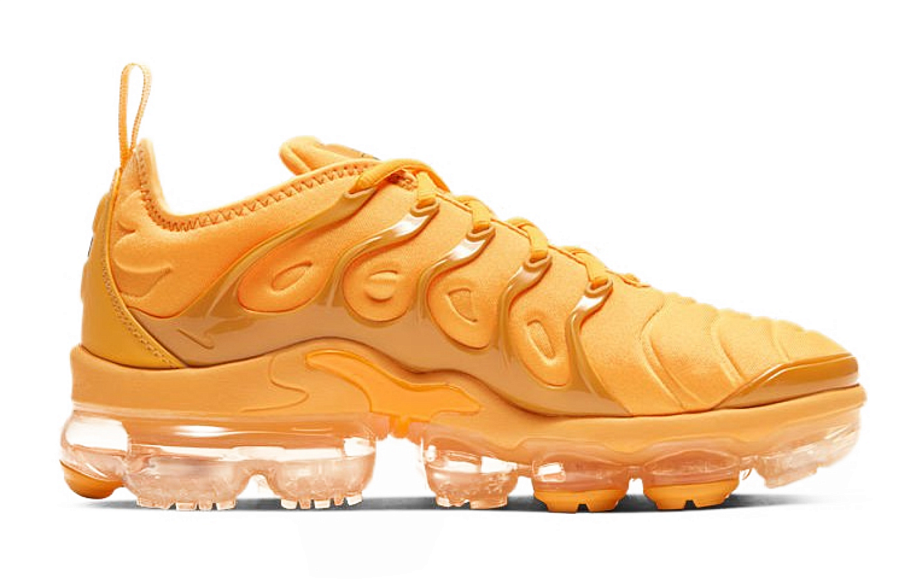 Фото № 2 с приближением к товару «‎Nike Air VaporMax Plus Orange (W)»