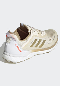Фото № 3 с приближением к товару «‎Adidas Terrex Agravic »