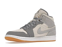Фото № 2 с приближением к товару «‎Jordan 1 Mid SE Coconut Milk Particle Grey»