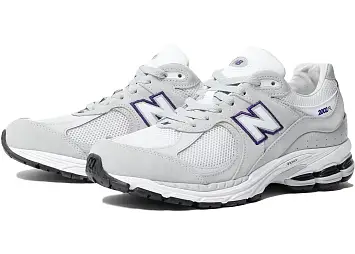 New Balance 2002R
