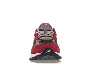 New Balance 990v3 - 2