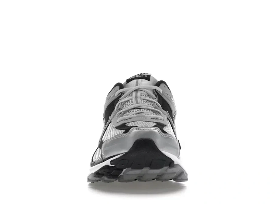 Фото № 2 с приближением к товару «‎Nike Zoom Vomero 5»