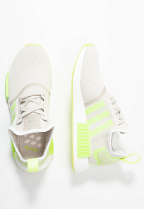 Фото № 4 с приближением к товару «‎Adidas Nmd_r1 »