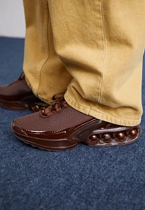 Фото № 2 с приближением к товару «‎AIR MAX DN ISA»