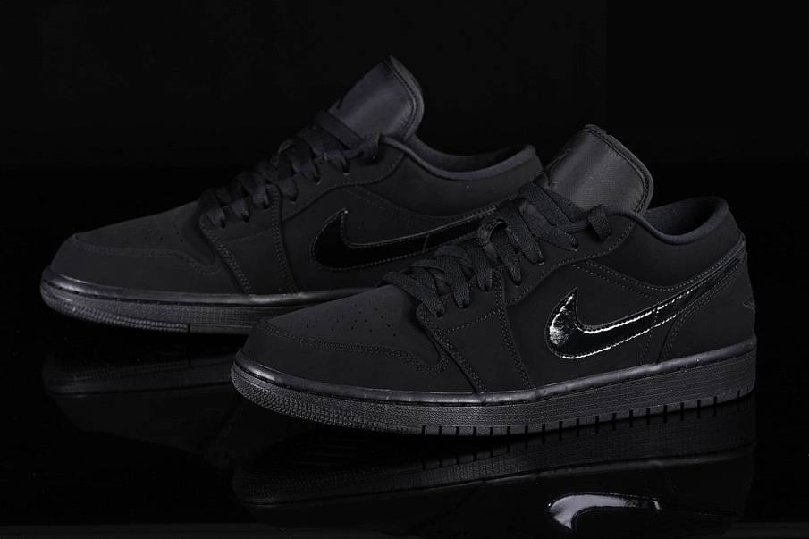 Фото № 2 с приближением к товару «‎Nike Air Jordan 1 Retro Triple »