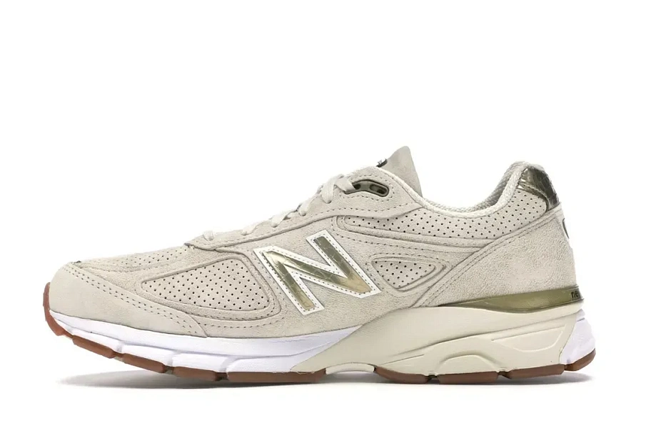 Фото № 3 с приближением к товару «‎New Balance 990v4»