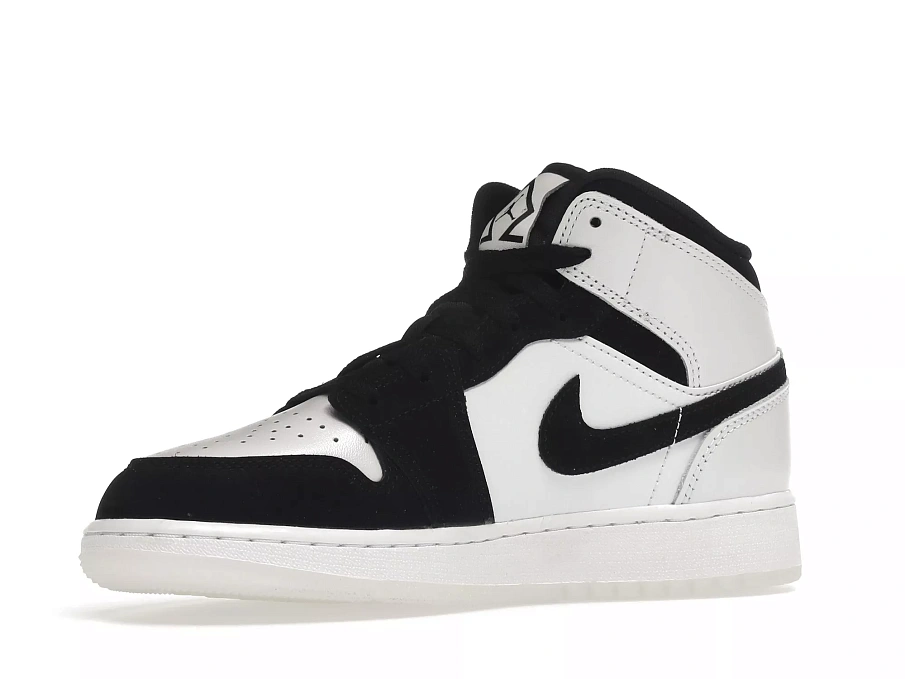 Фото № 5 с приближением к товару «‎Jordan 1 Mid Diamond Shorts »