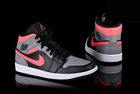 Фото № 3 с приближением к товару «‎Nike Air Jordan 1 Retro Shadow»
