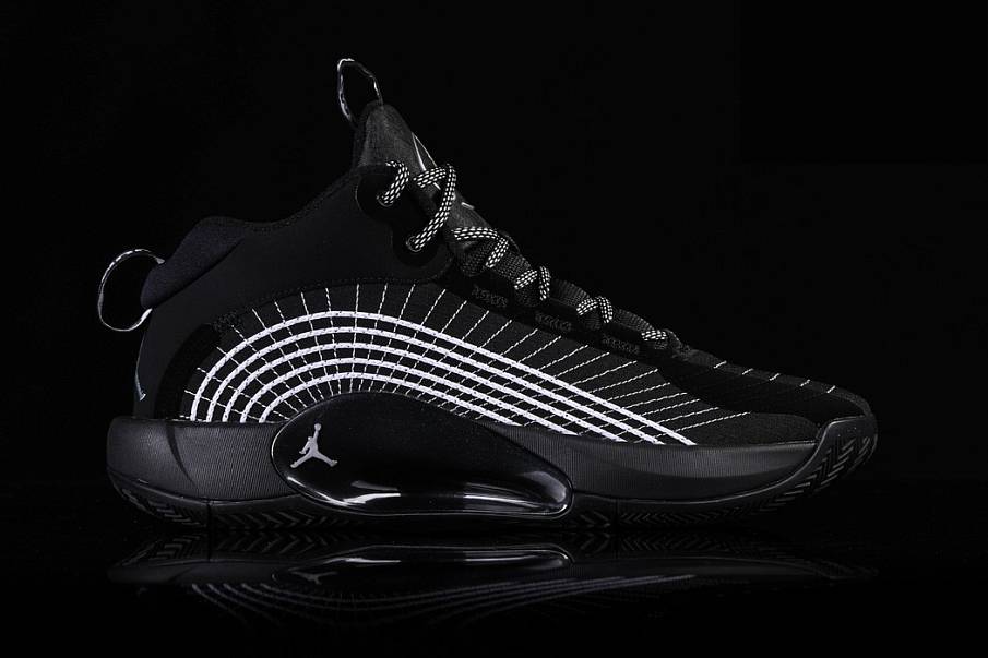 Фото № 2 с приближением к товару «‎Nike Air Jordan Jumpman 2021 »