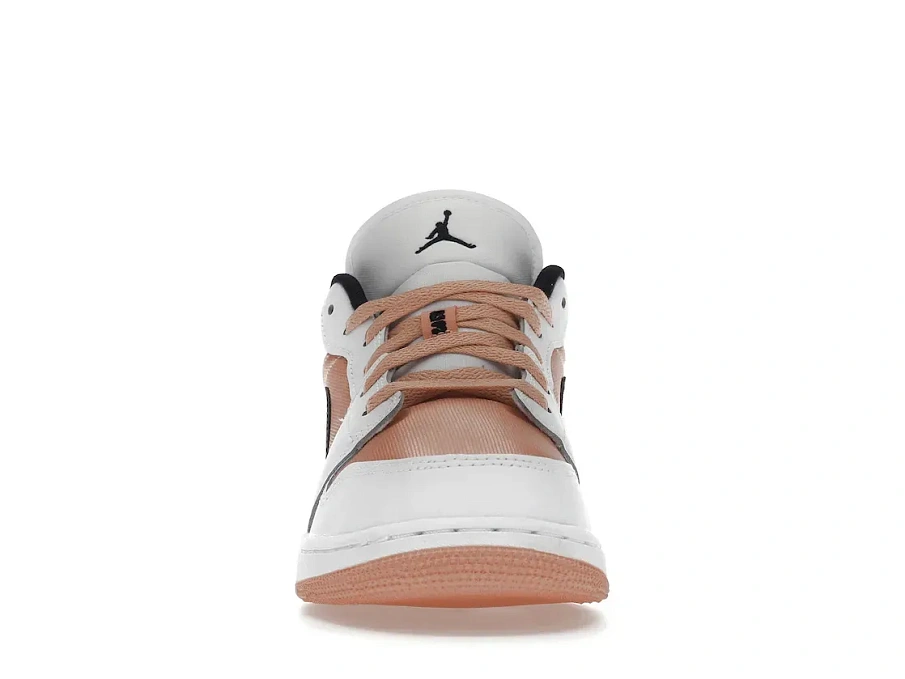 Фото № 2 с приближением к товару «‎Jordan 1 Low White Light Madder Root »