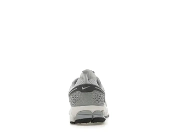 Nike Zoom Vomero 5 - 4