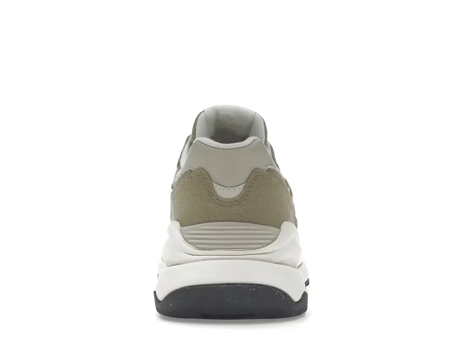Фото № 4 с приближением к товару «‎New Balance 57/40»