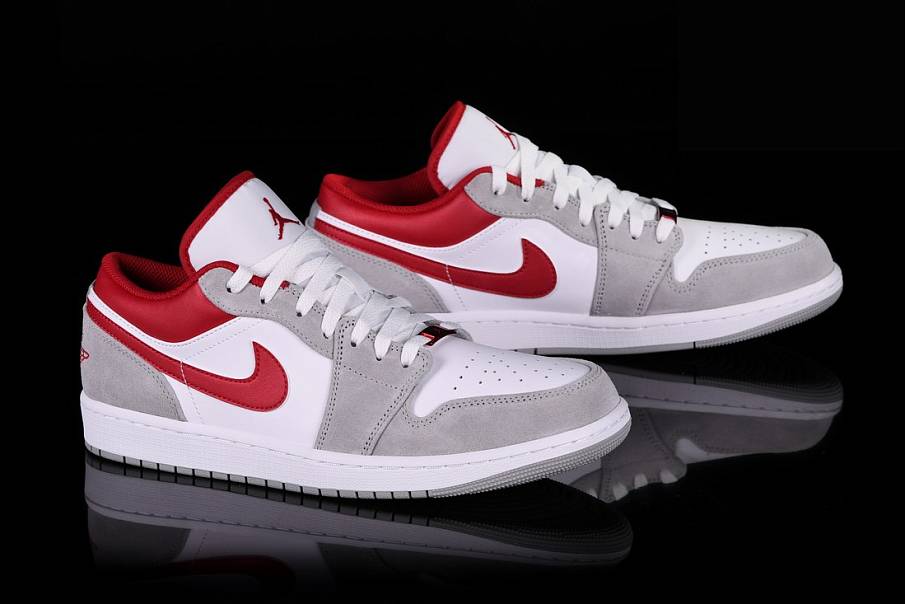 Фото № 2 с приближением к товару «‎Nike Air Jordan 1 Retro Smoke Gym »