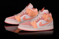 Фото № 2 с приближением к товару «‎Nike Air Jordan 1 Retro SE Wmns Apricot»