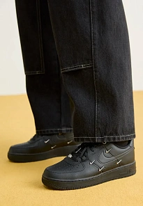 Фото № 2 с приближением к товару «‎AIR FORCE 1 '07»