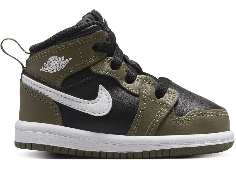 Фото № 1 с приближением к товару «‎Jordan 1 Mid»